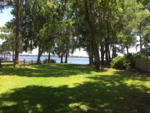 Public access to view Doctors Lake Orange Park, Florida